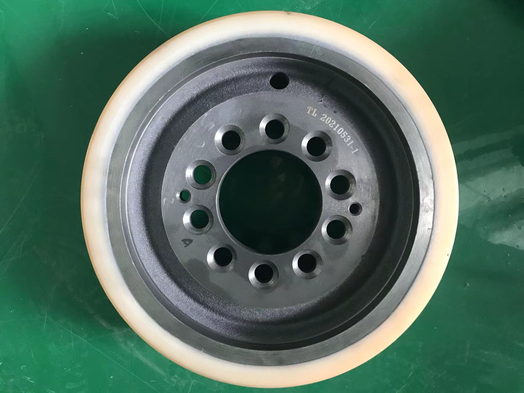 礦山單軌吊設備循跡輪